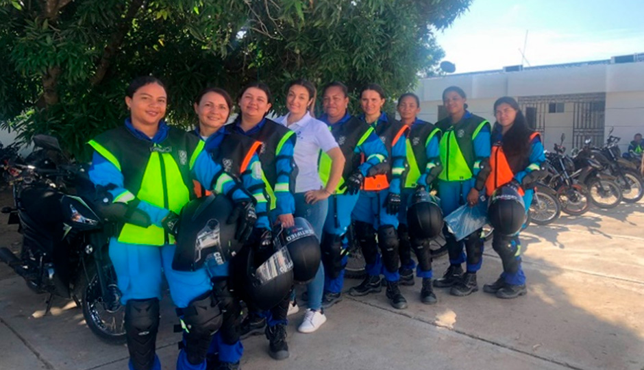 mujeres dominion
